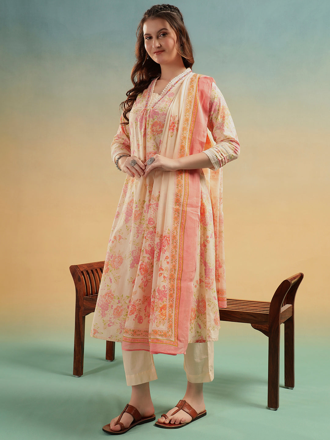 Ivory Floral Jaipuri Cotton Kurta Pant Dupatta Set