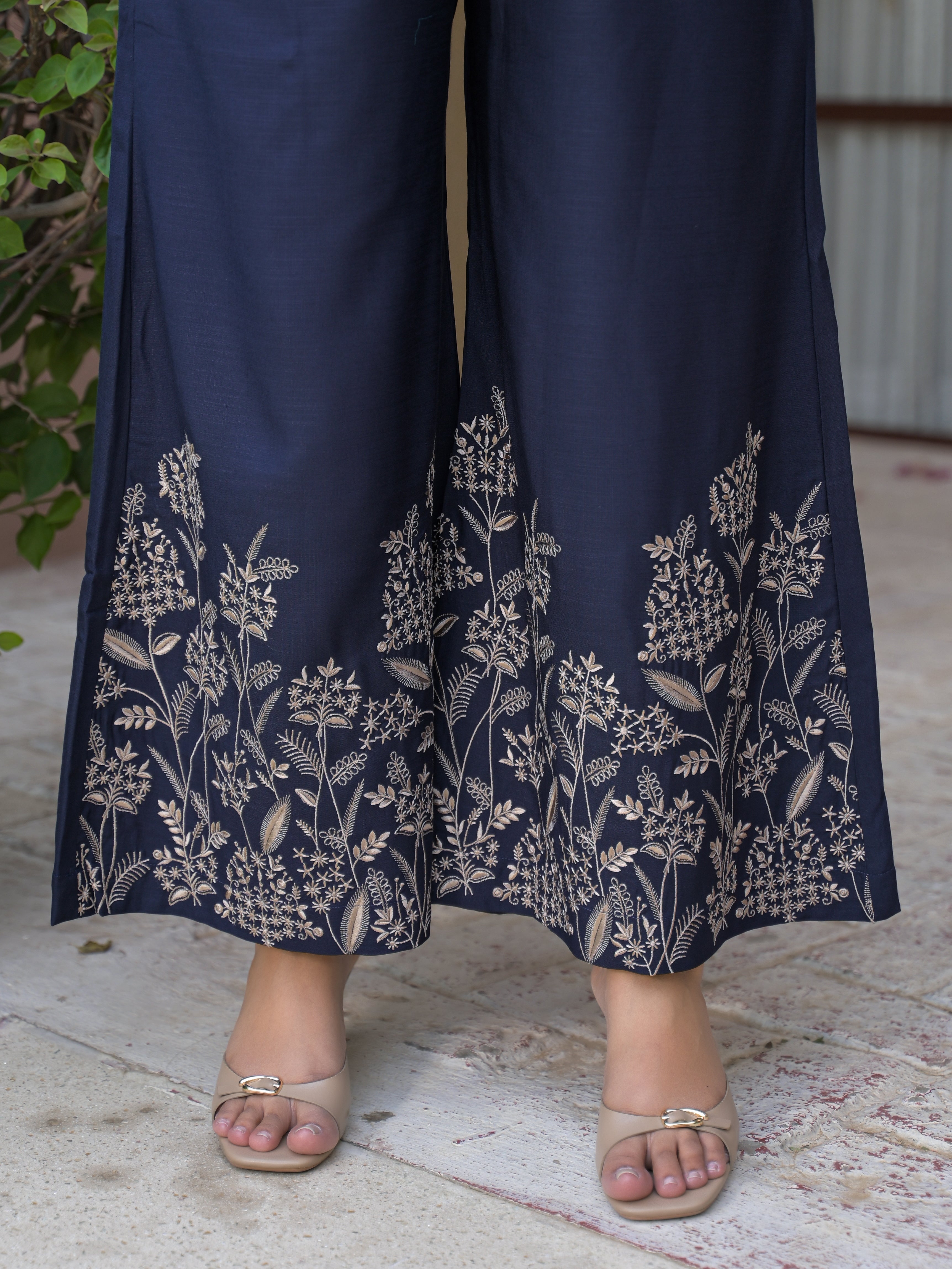 Élan Flora Luxe Coord Set