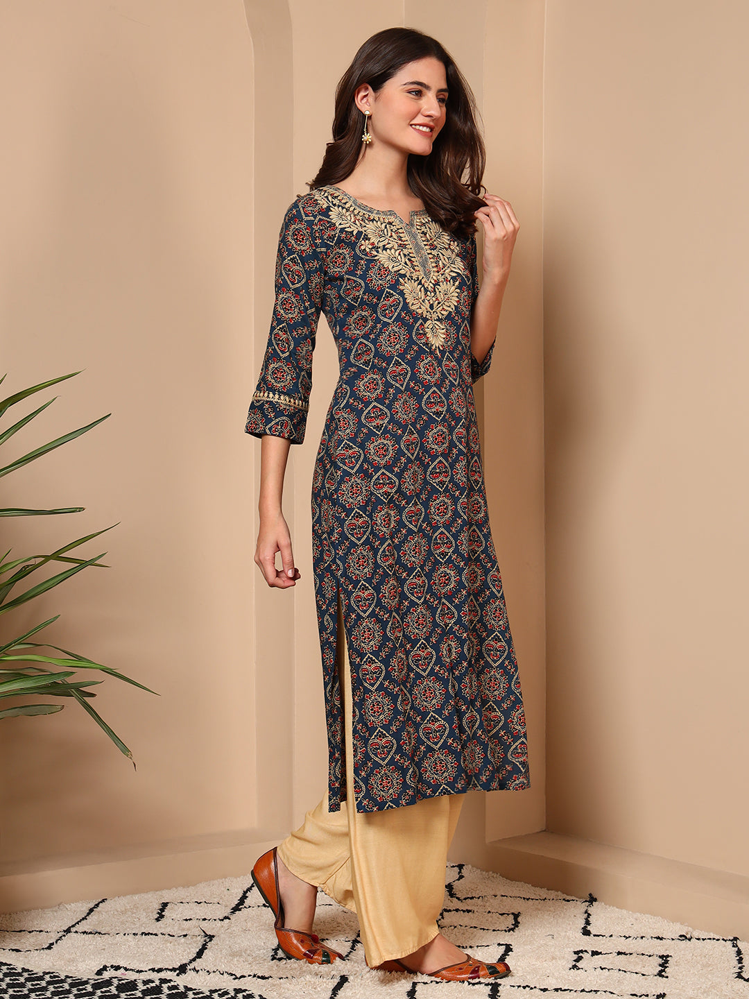 Blue Embroidered Geometric Print Cotton Kurta