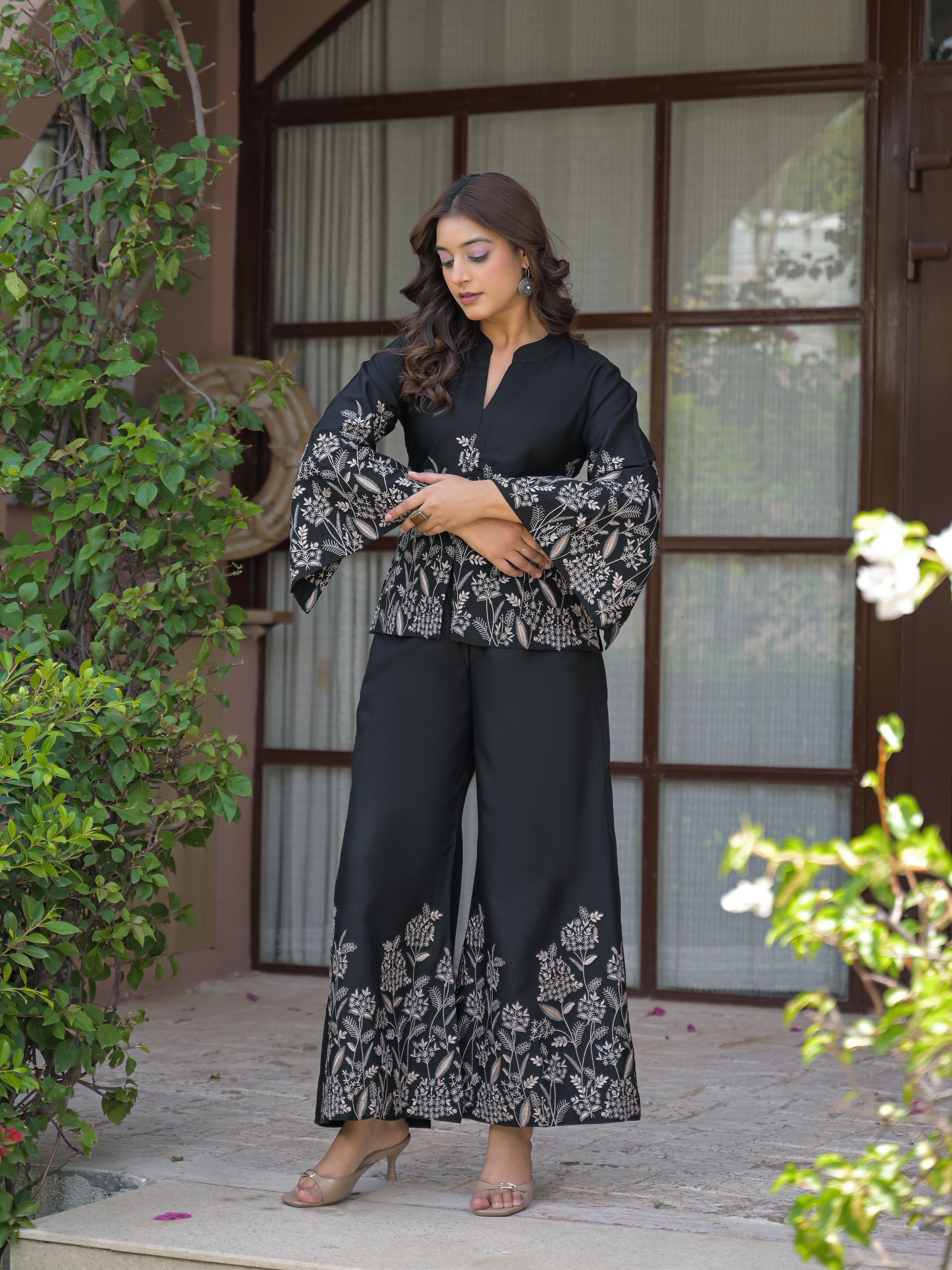Élan Flora Luxe Coord Set