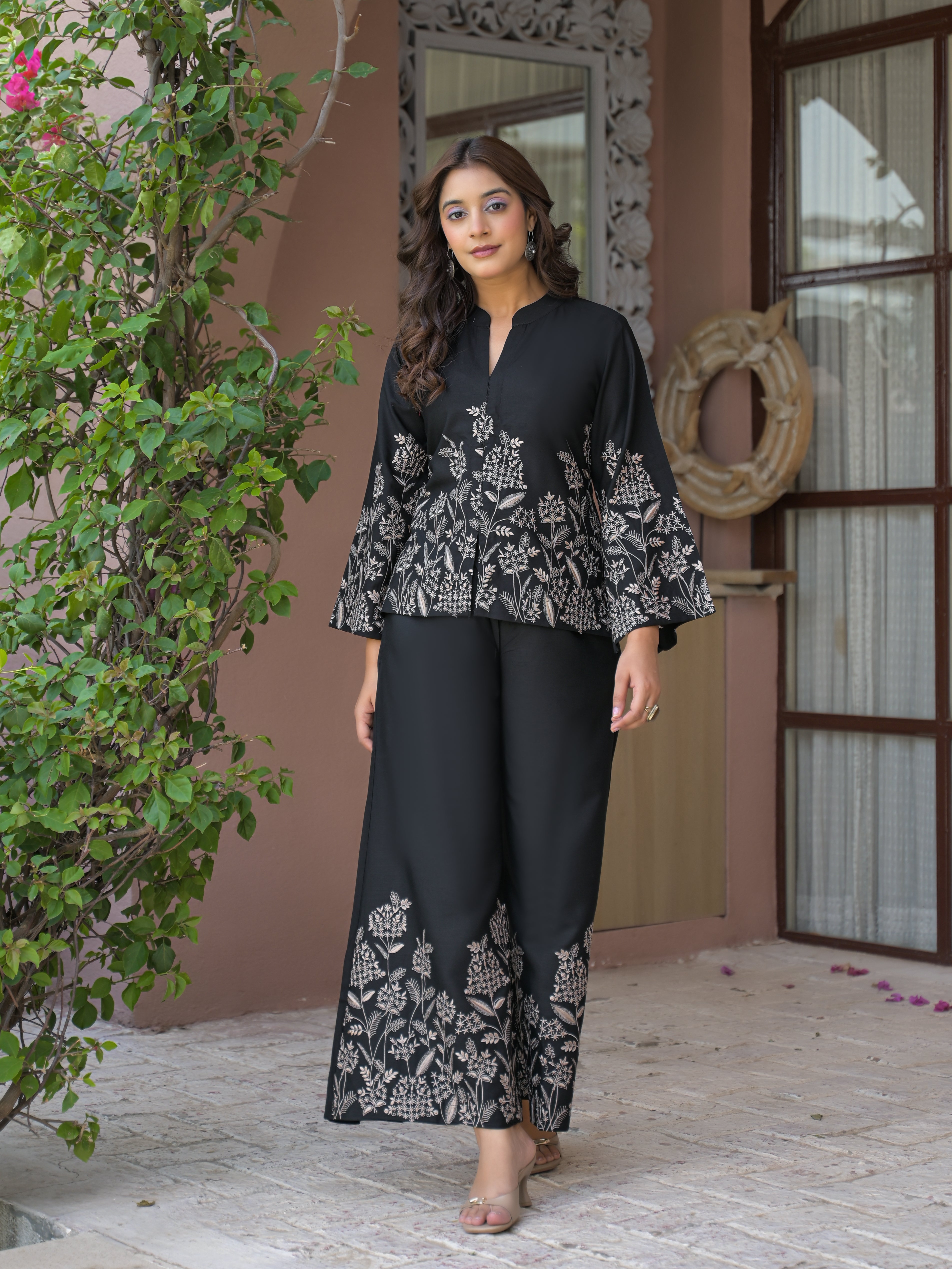 Élan Flora Luxe Coord Set