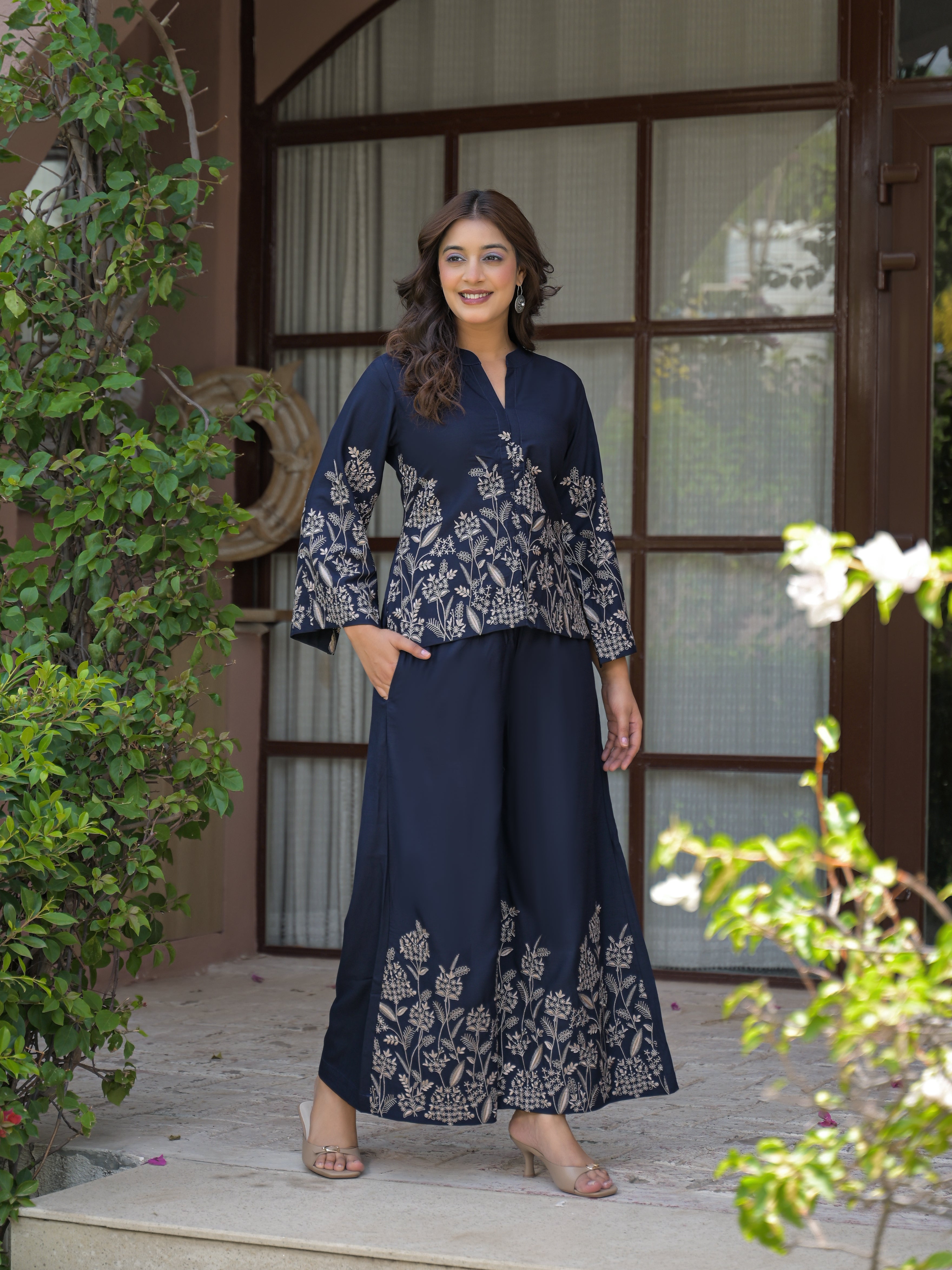 Élan Flora Luxe Coord Set