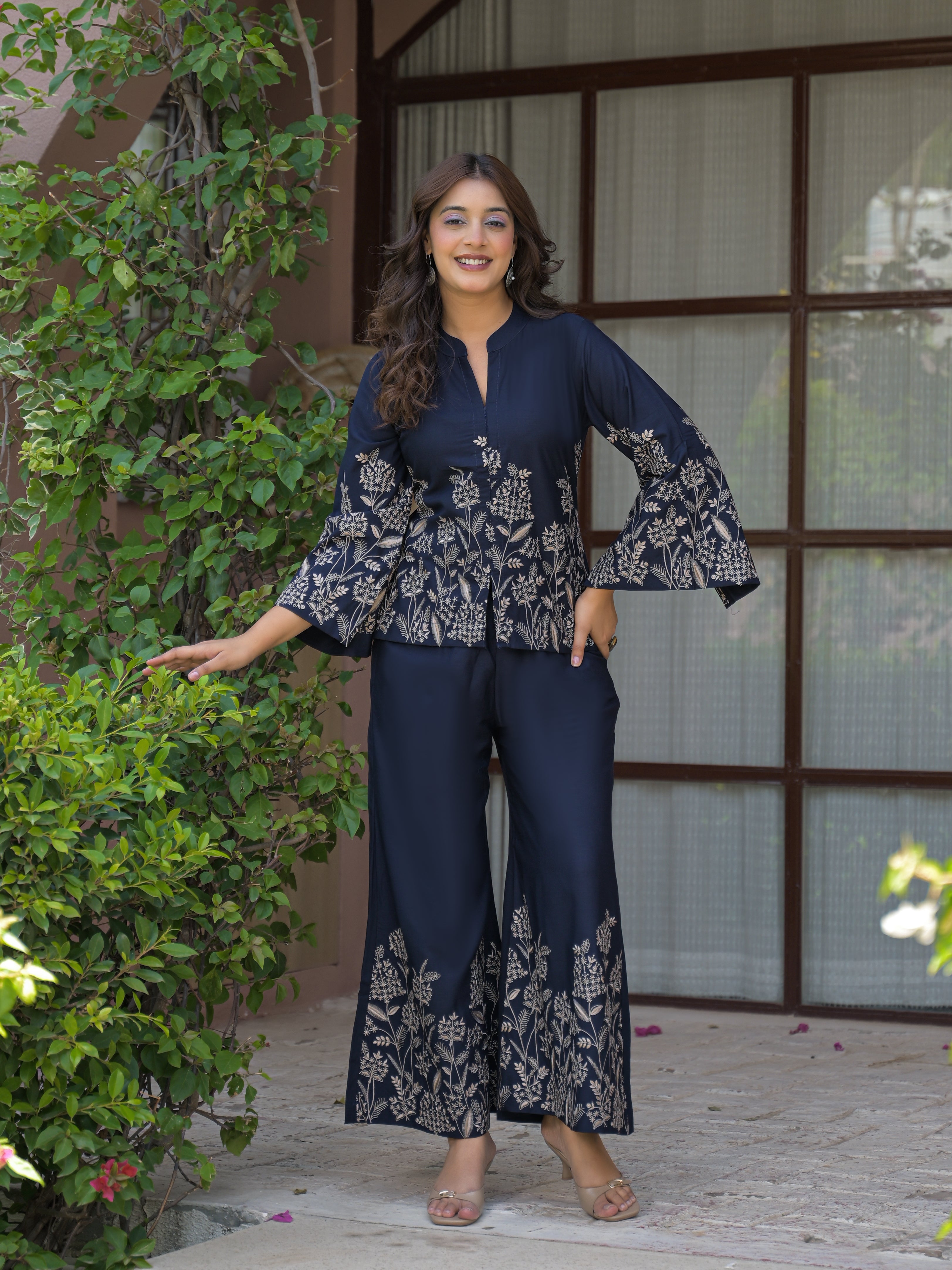 Élan Flora Luxe Coord Set