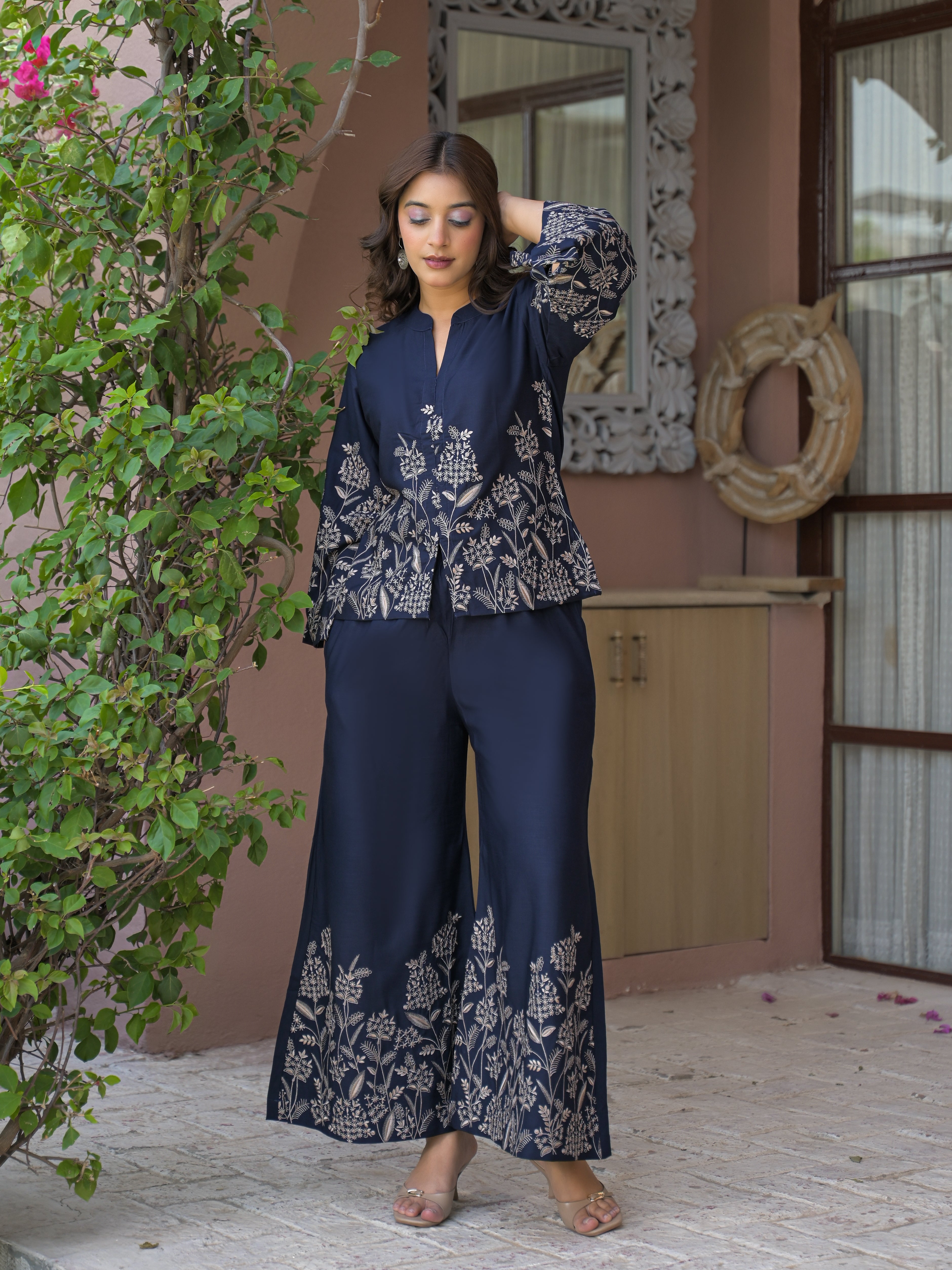 Élan Flora Luxe Coord Set