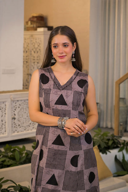 Nyra Dot Cotton Kurta Pant Set