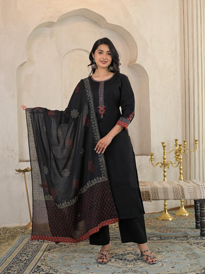 Noor Cotton Straight Suit Set with Printed Dupatta