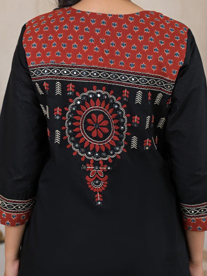 Noor Cotton Straight Suit Set with Printed Dupatta