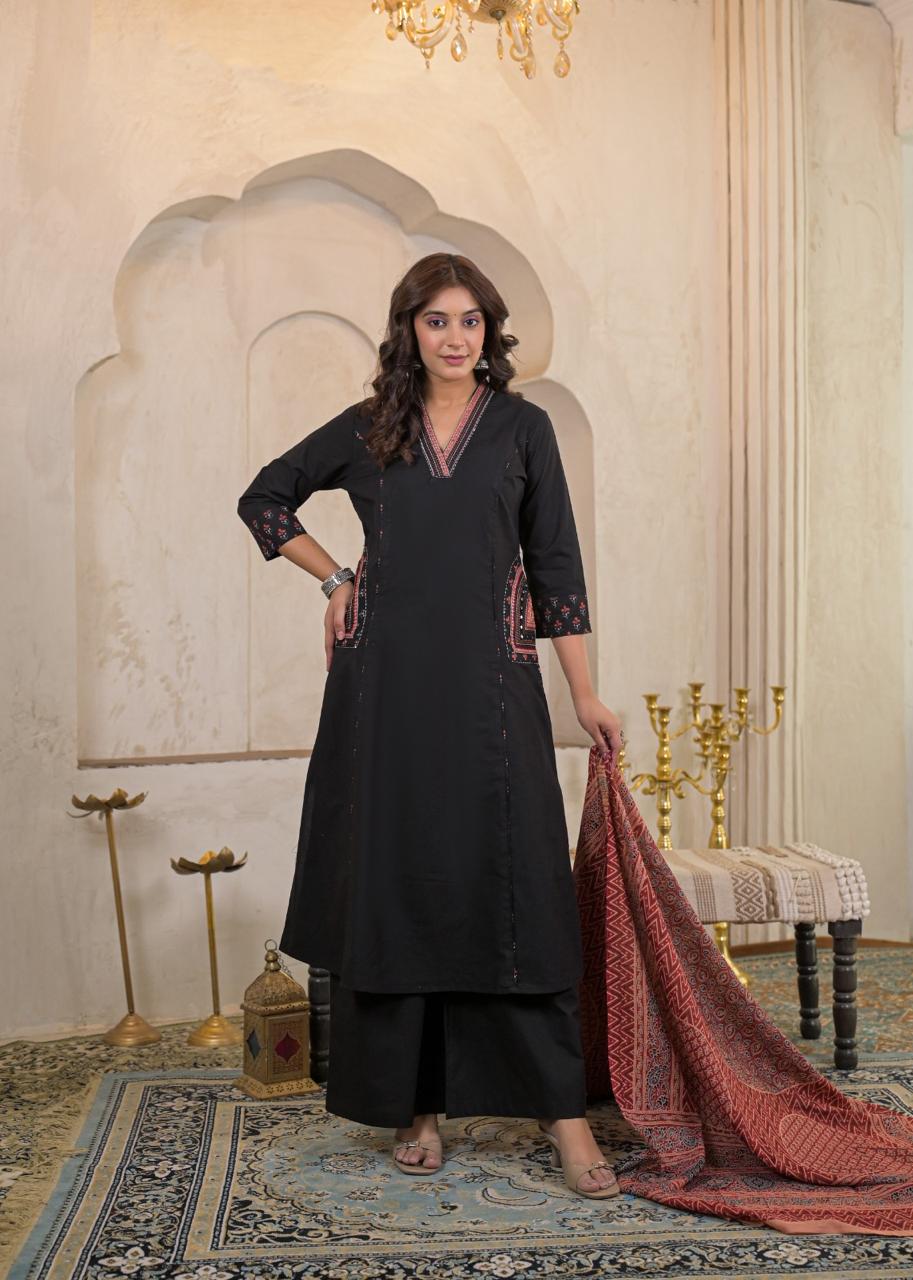 Noir Pocket Embroidered Cotton A-Line Dupatta Set