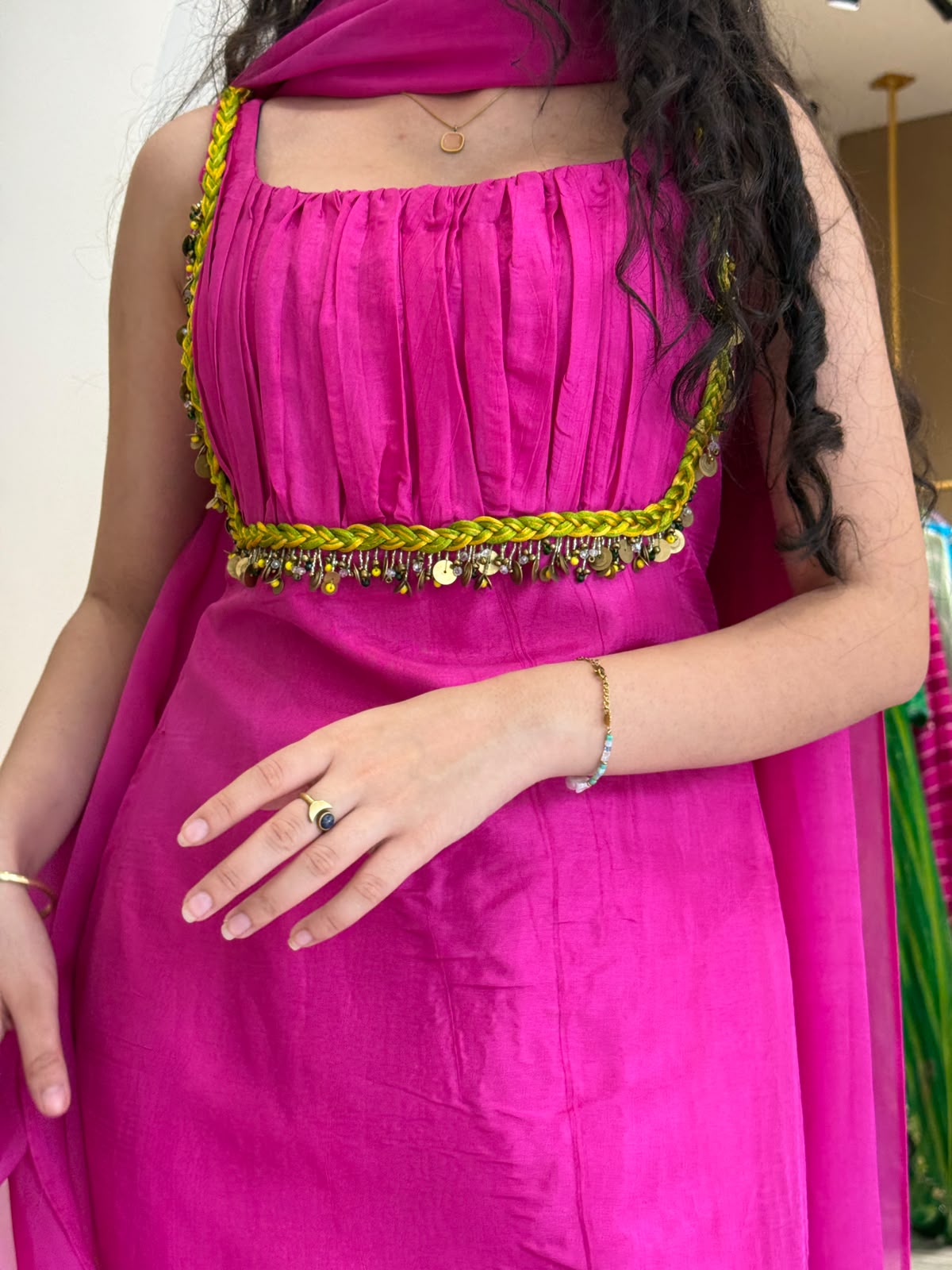 Rani Gulabo Suit Set